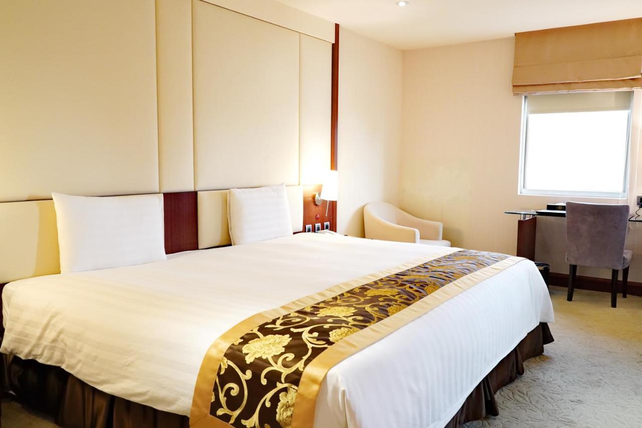 Hu House - Taipei Hotell Exteriör bild